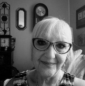 Meet your Posher, Vicki